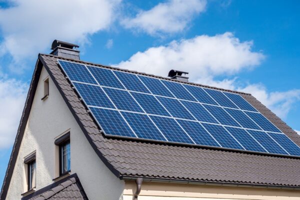 Maatschap, die dak van woning verhuurt, is geen ondernemer